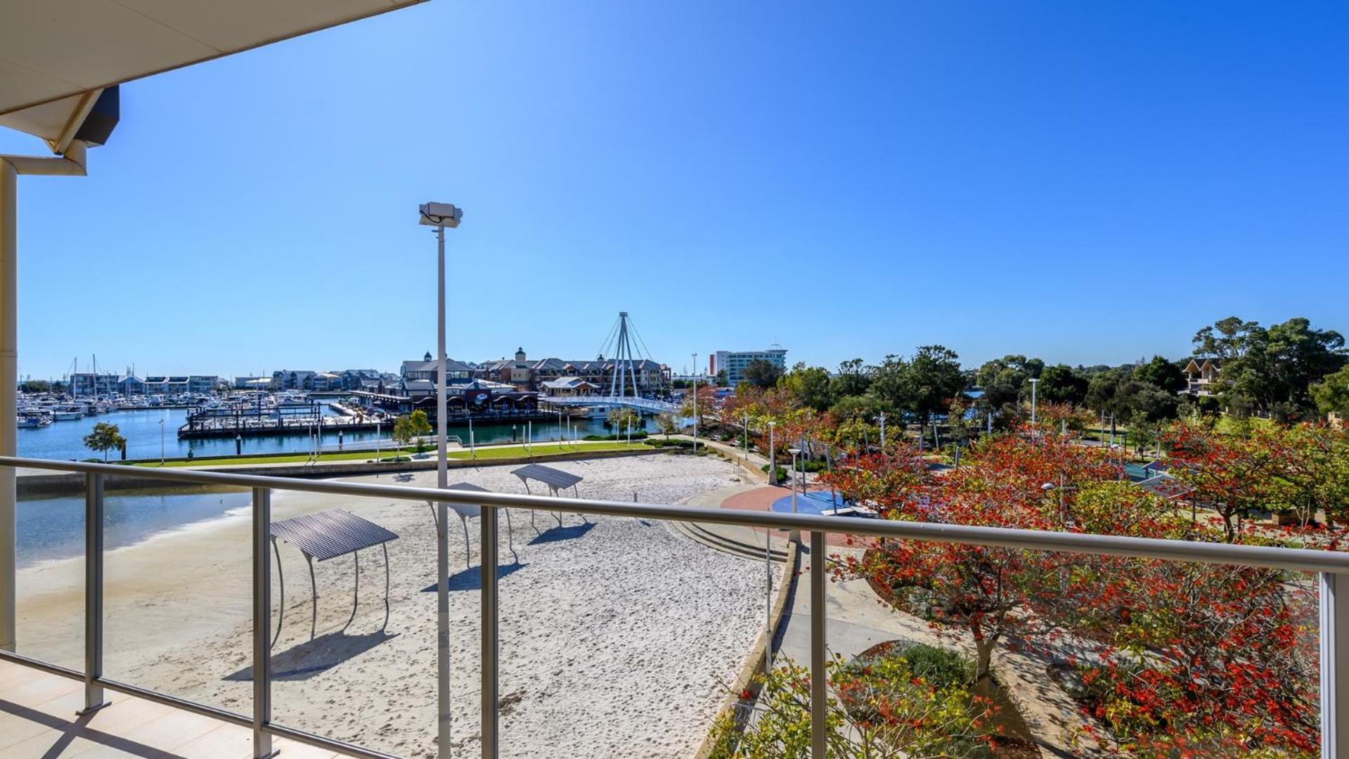Dolphin Quay Apartments Mandurah Eksteriør billede