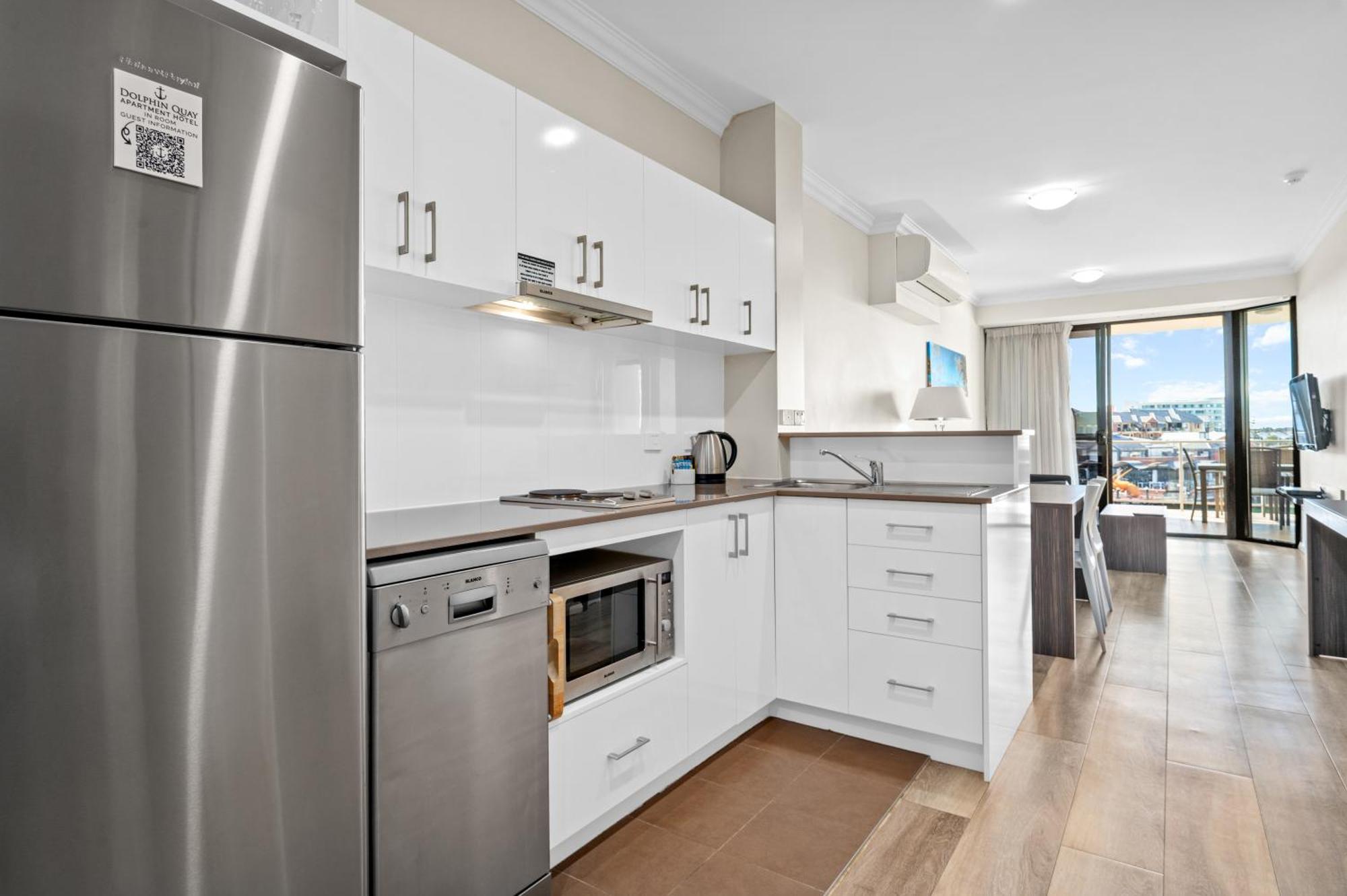 Dolphin Quay Apartments Mandurah Eksteriør billede